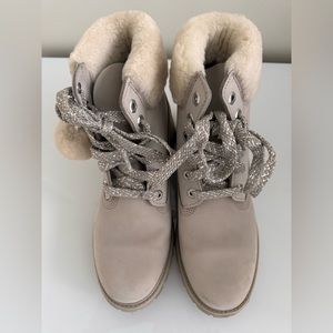 Timberland Snow Boots in suede , size 10